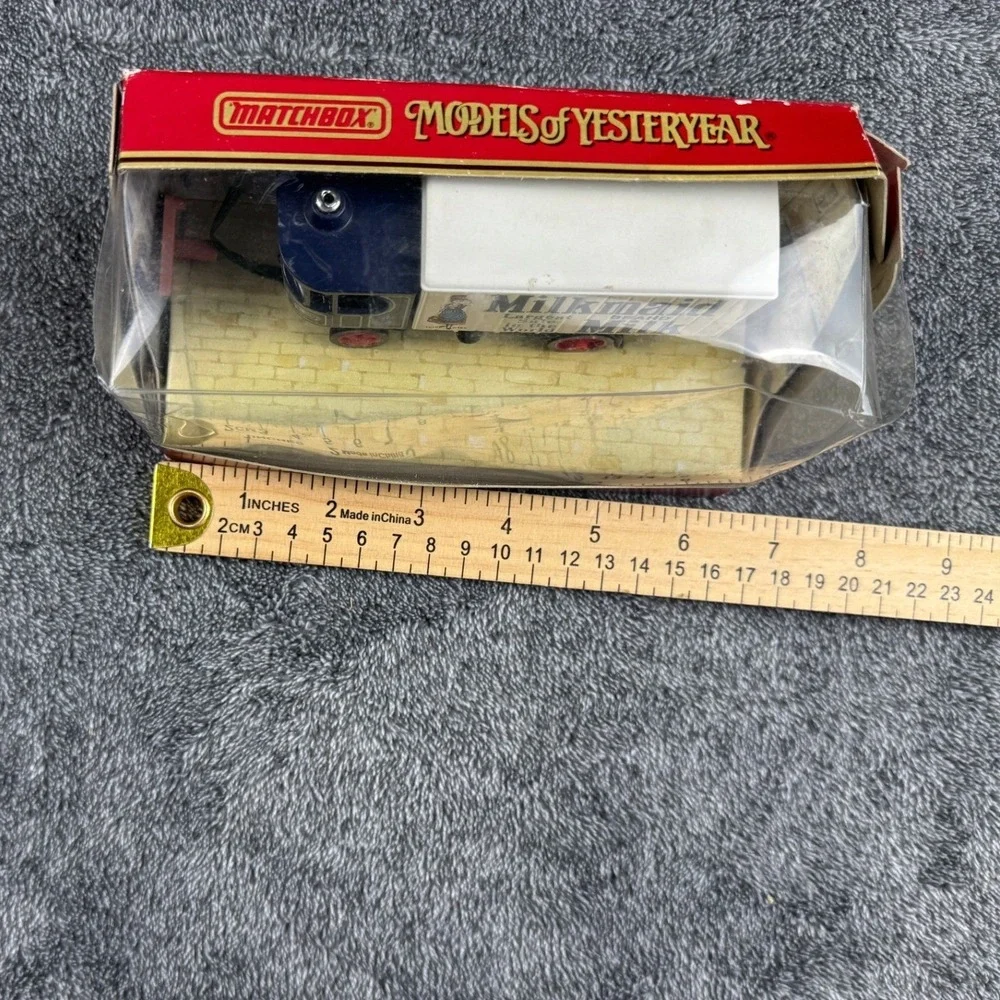 Vintage Matchbox‎ Yesteryear Y37 Milkmaid 1929 Garrett Steam Wagon Diecast Truck